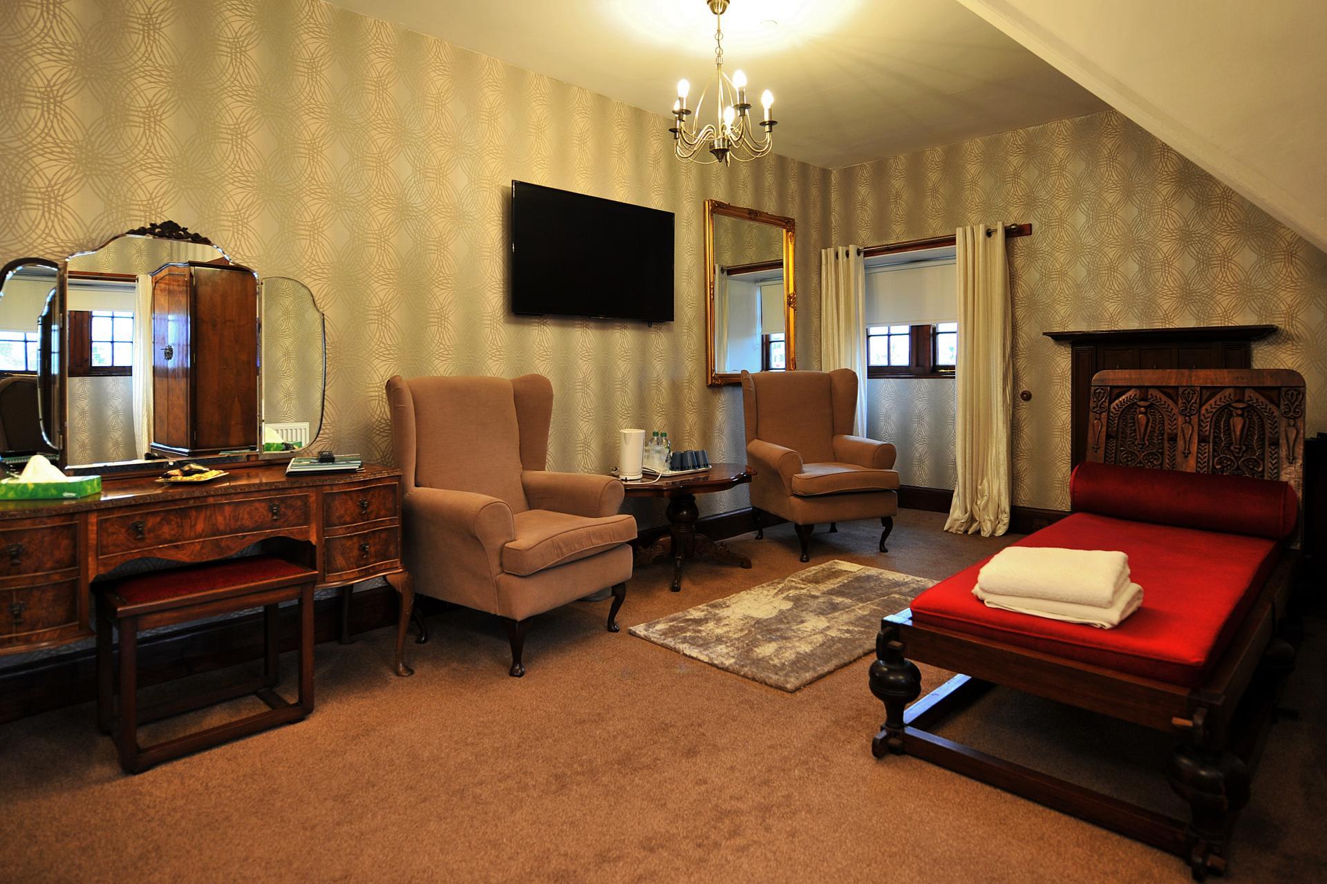 Large Twin/family Room